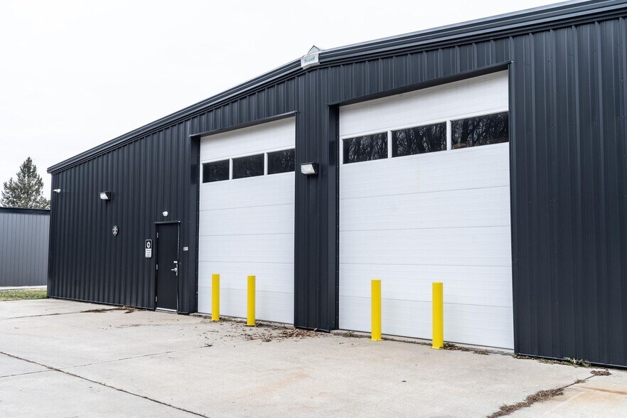 3737 E Apple Ave, Muskegon, MI à louer - Photo du bâtiment - Image 3 de 11