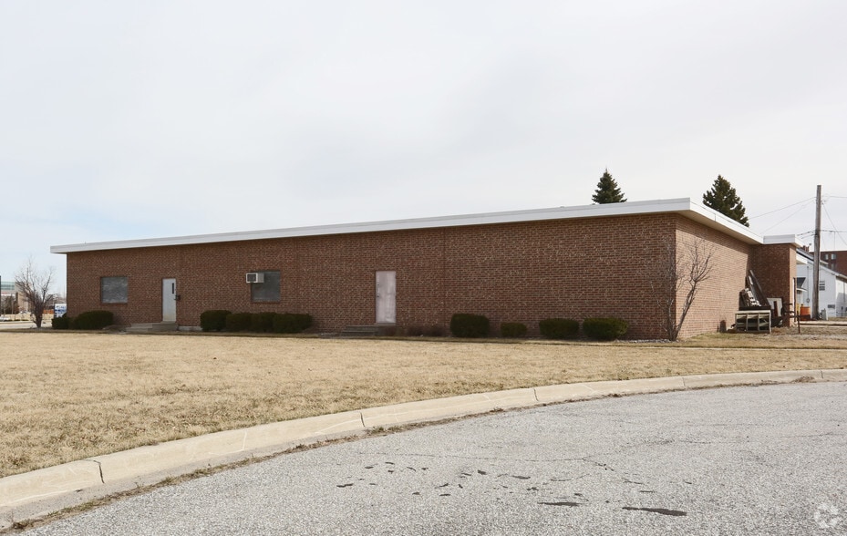 200 N 13th St, Bay City, MI for lease - Building Photo - Image 3 of 43