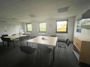 Route De Sartrouville, Le Pecq for lease Interior Photo- Image 2 of 11