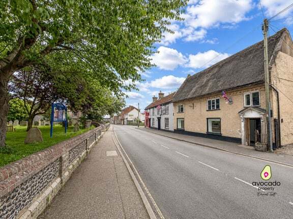 106 High St, Stalham à vendre - Photo du bâtiment - Image 2 de 12