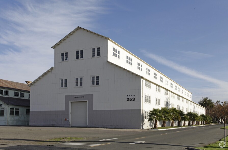 575 Connolly St, Vallejo, CA for lease - Primary Photo - Image 3 of 5