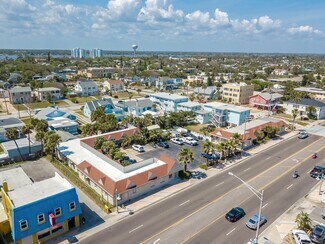 Plus de détails pour 735 N Atlantic Ave, Daytona Beach, FL - Services hôteliers à vendre