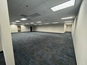 4315 S Lancaster Rd, Dallas, TX for lease Interior Photo- Image 2 of 3