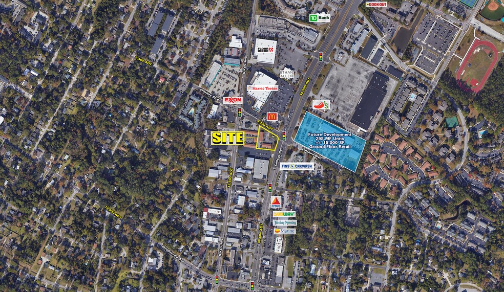 902 S College Rd, Wilmington, NC à louer - Photo du bâtiment - Image 2 de 4