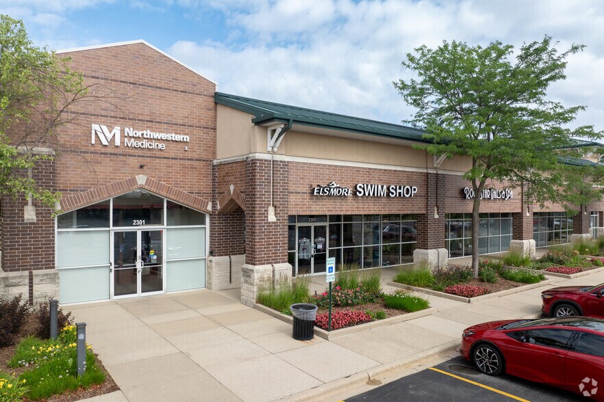 2301-2351 Willow Rd, Glenview, IL for sale - Building Photo - Image 3 of 12