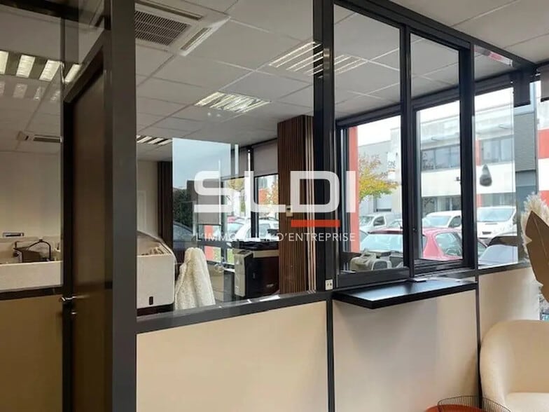 Avenue Des Bruyères, Décines-Charpieu à louer - Photo intérieure - Image 2 de 14