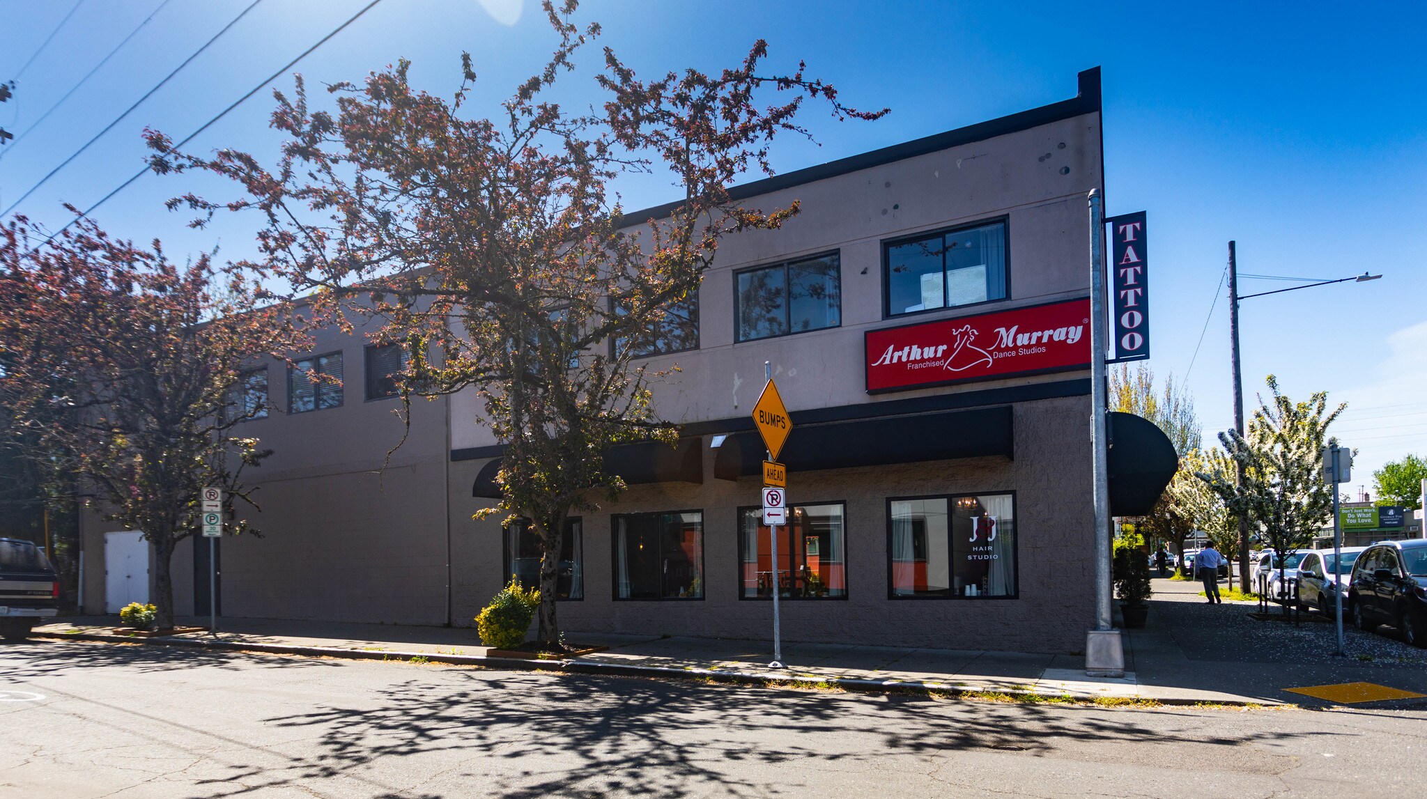2518-2524 NE Broadway St, Portland, OR à louer Photo du bâtiment- Image 1 de 12