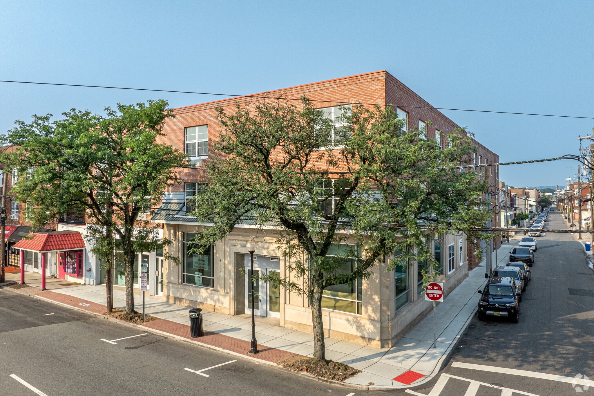 1 Center St, Clifton, NJ for lease Primary Photo- Image 1 of 34