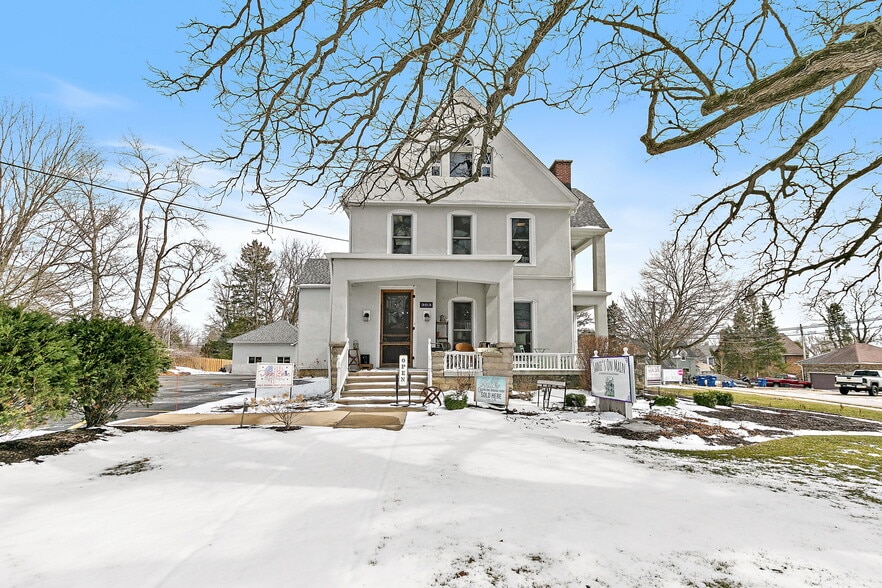 303 N Main St, Elburn, IL for sale - Building Photo - Image 2 of 72