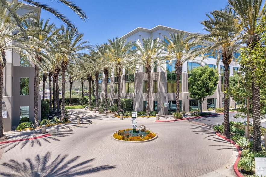 27201 Puerta Real, Mission Viejo, CA for lease - Building Photo - Image 3 of 16