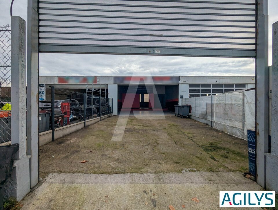65 Route D'Orleans, Linas for lease Building Photo- Image 1 of 11
