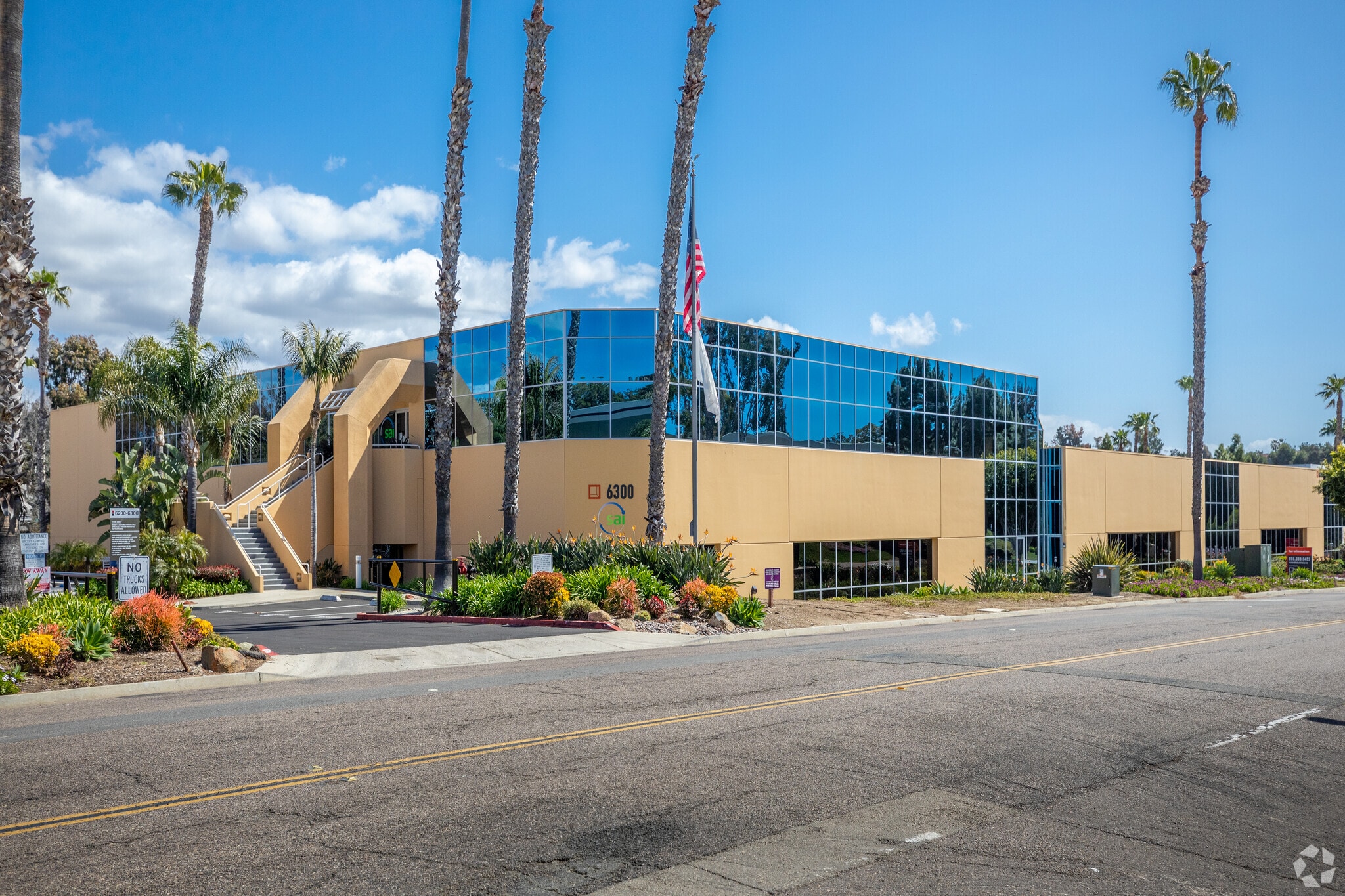 6300 Yarrow Dr, Carlsbad, CA for lease Primary Photo- Image 1 of 11