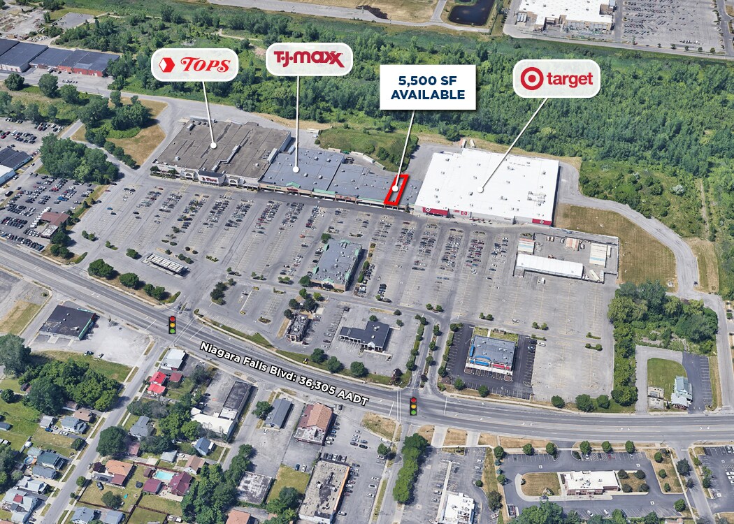 7310 Niagara Falls Blvd, Niagara Falls, NY à louer Photo du bâtiment- Image 1 de 2