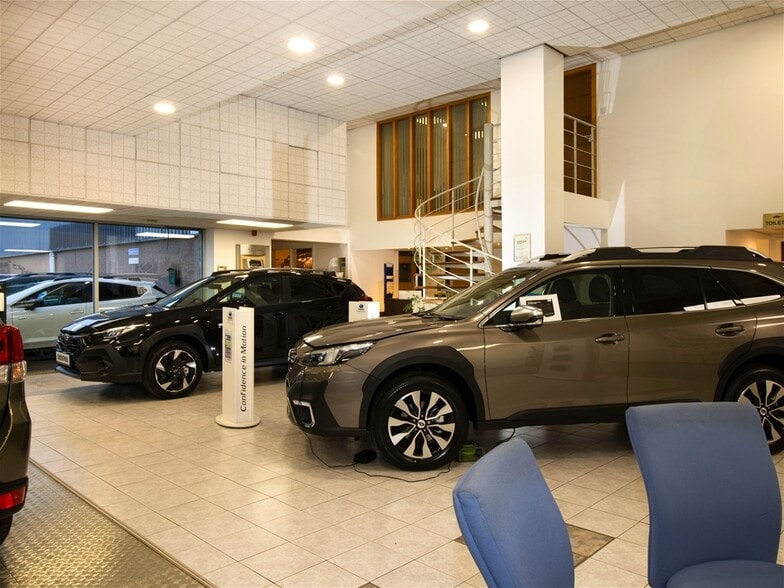 Aird Motors Limited, Beauly à vendre - Photo du bâtiment - Image 3 de 19