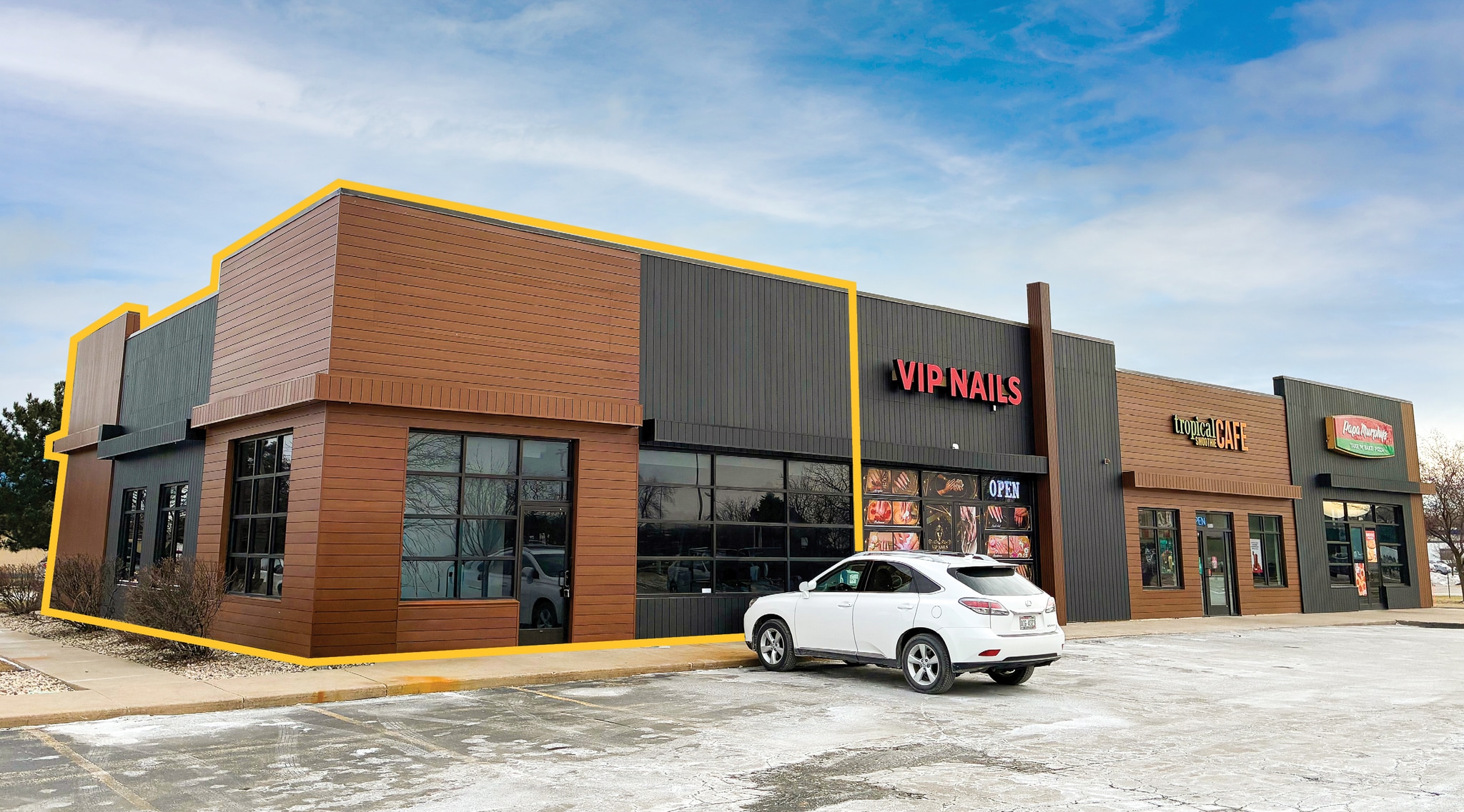 2310-2330 Westowne Ave, Oshkosh, WI for lease Primary Photo- Image 1 of 4