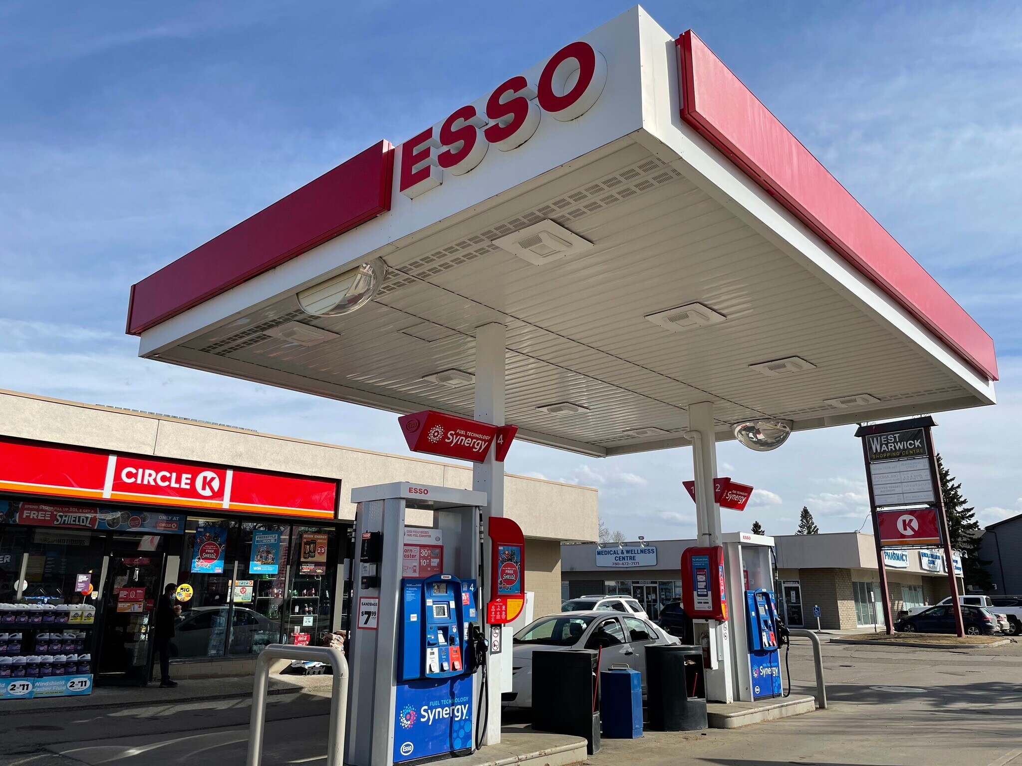 15151 121st St NW, Edmonton, AB à vendre Photo du bâtiment- Image 1 de 1