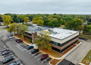 4200 W Old Shakopee Rd, Bloomington, MN - Aerial map view