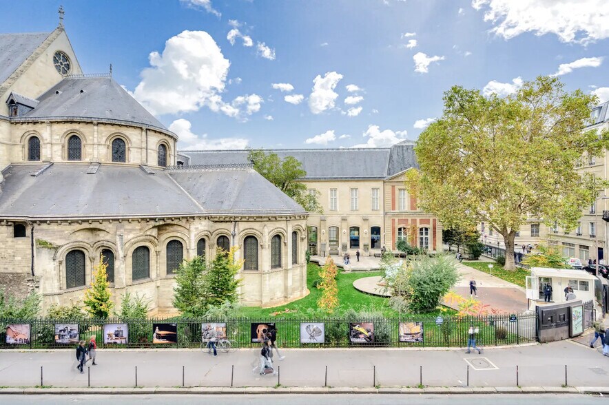 1 Rue Chapon, Paris à louer - Photo du bâtiment - Image 2 de 2