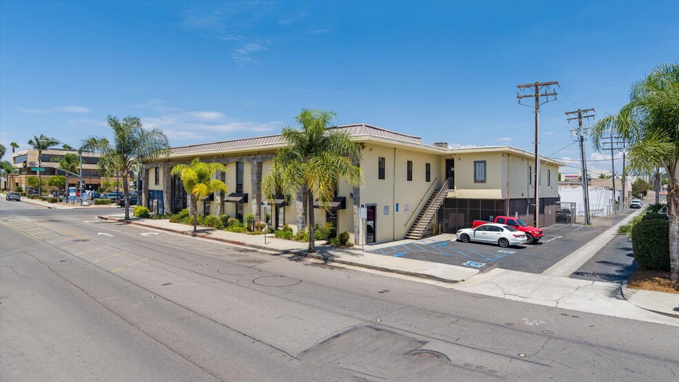 365 W 2nd Ave, Escondido, CA for lease - Building Photo - Image 3 of 29