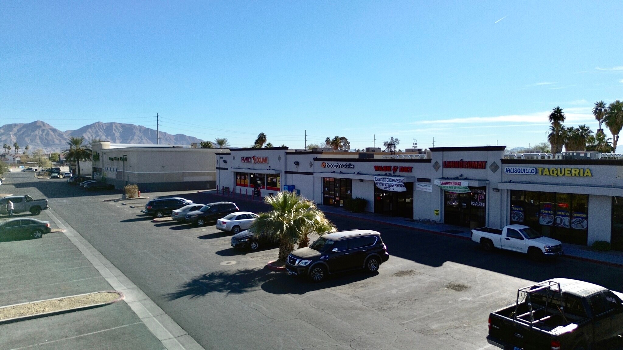 3455 E Lake Mead Blvd, North Las Vegas, NV à louer Photo du bâtiment- Image 1 de 8