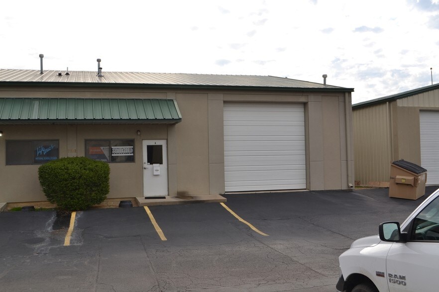 7762 N Owasso Expy, Owasso, OK à vendre - Photo du bâtiment - Image 2 de 3