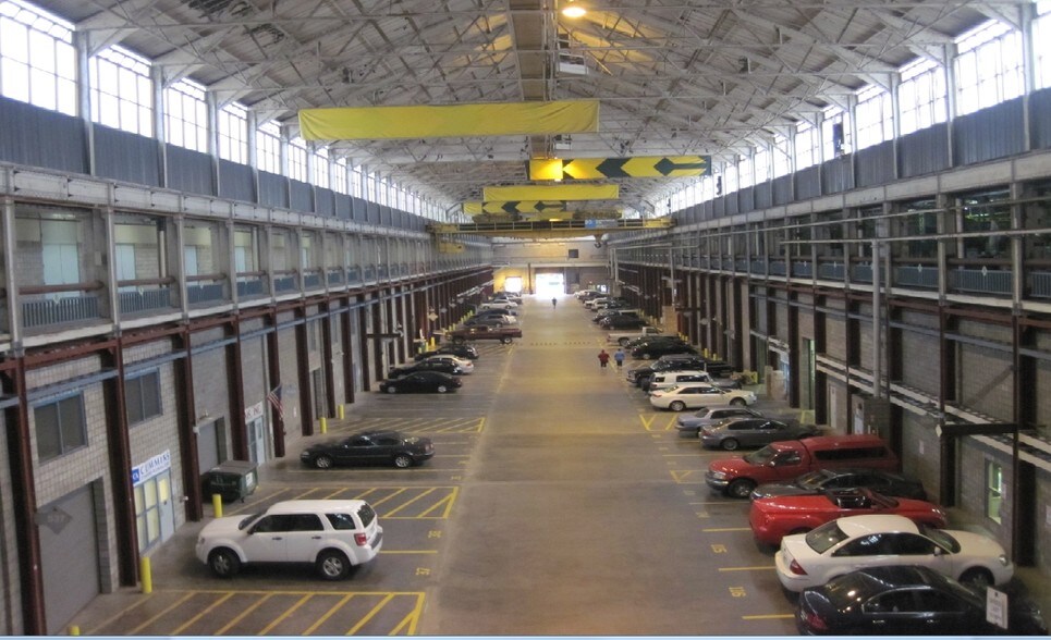 500-698 Braddock Ave, East Pittsburgh, PA à louer - Photo intérieure - Image 2 de 5