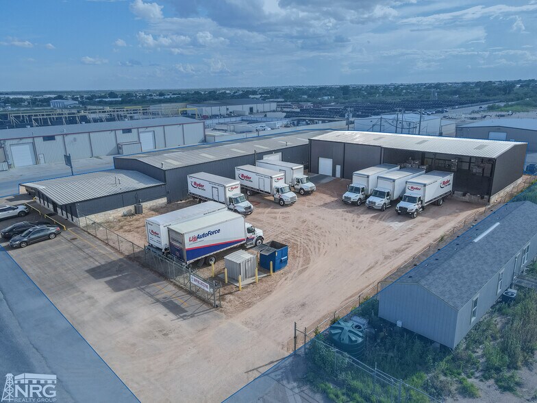 2716 S County Road 1207, Midland, TX à vendre - Photo du bâtiment - Image 3 de 15