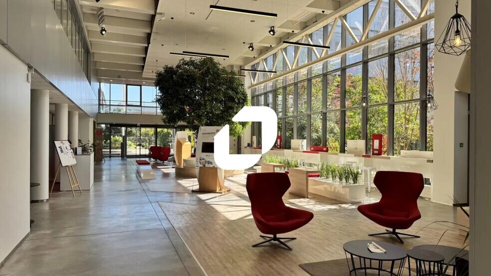 16 Avenue De L'Europe, Schiltigheim for lease - Lobby - Image 3 of 11