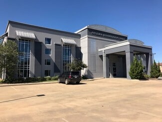 Plus de détails pour 402 S John Redditt Dr, Lufkin, TX - Bureau à vendre