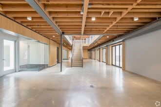 3760 Motor Ave, Los Angeles, CA for lease Interior Photo- Image 2 of 9