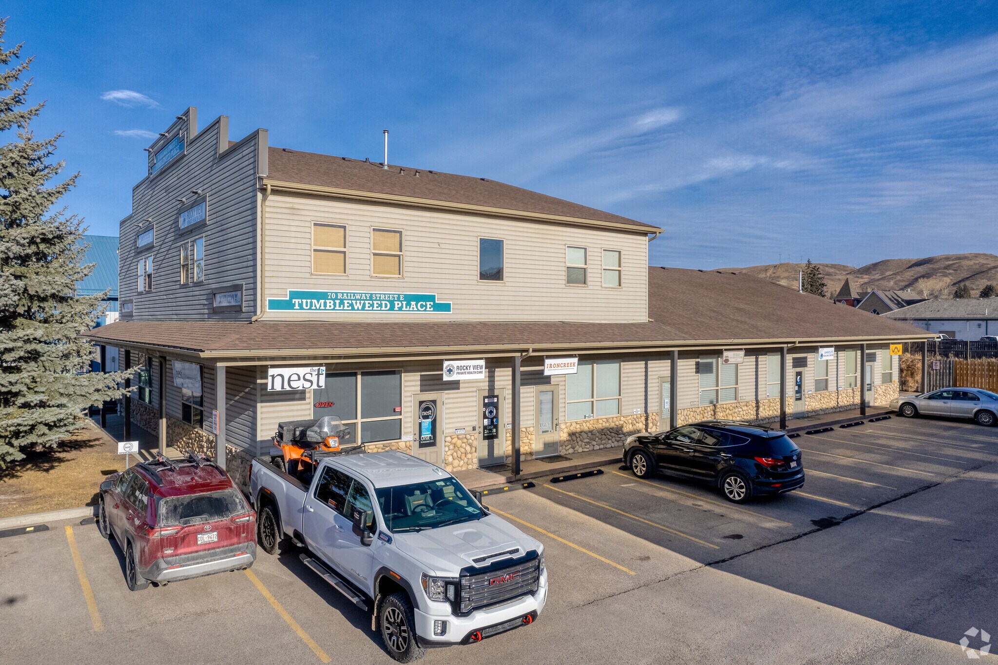 70 Railway St E, Cochrane, AB à vendre Photo principale- Image 1 de 1