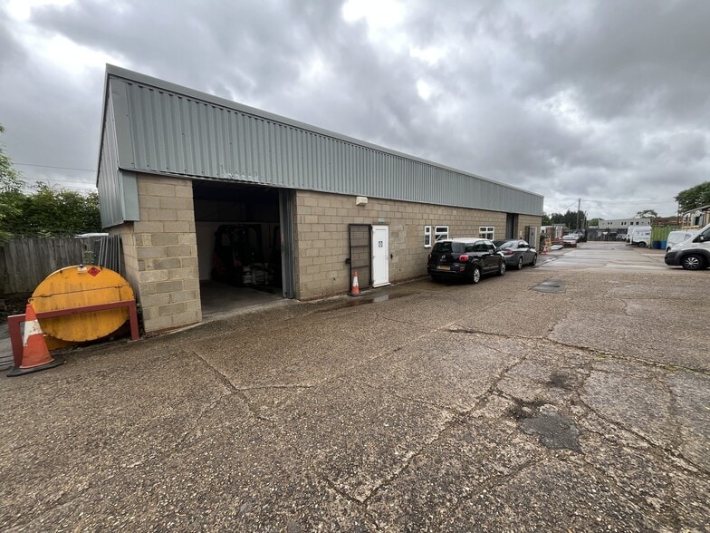 Warren Wood Industrial Estate, Stapleford for lease - Building Photo - Image 1 of 2