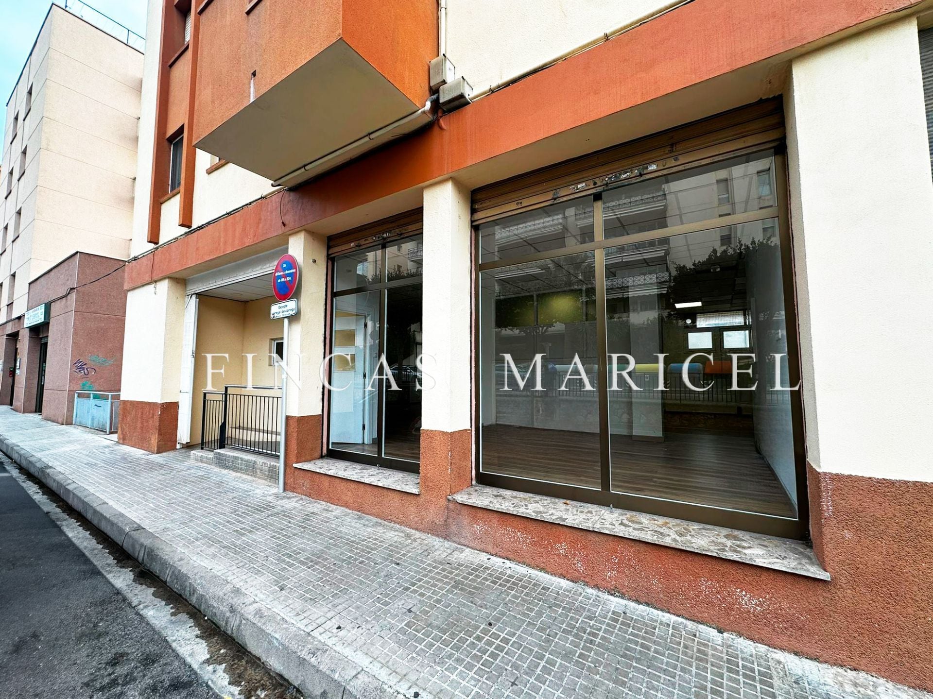 Retail in Sitges, Barcelona for lease Primary Photo- Image 1 of 4