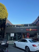 250 S Beverly Dr, Beverly Hills, CA à louer Photo du bâtiment- Image 2 de 9