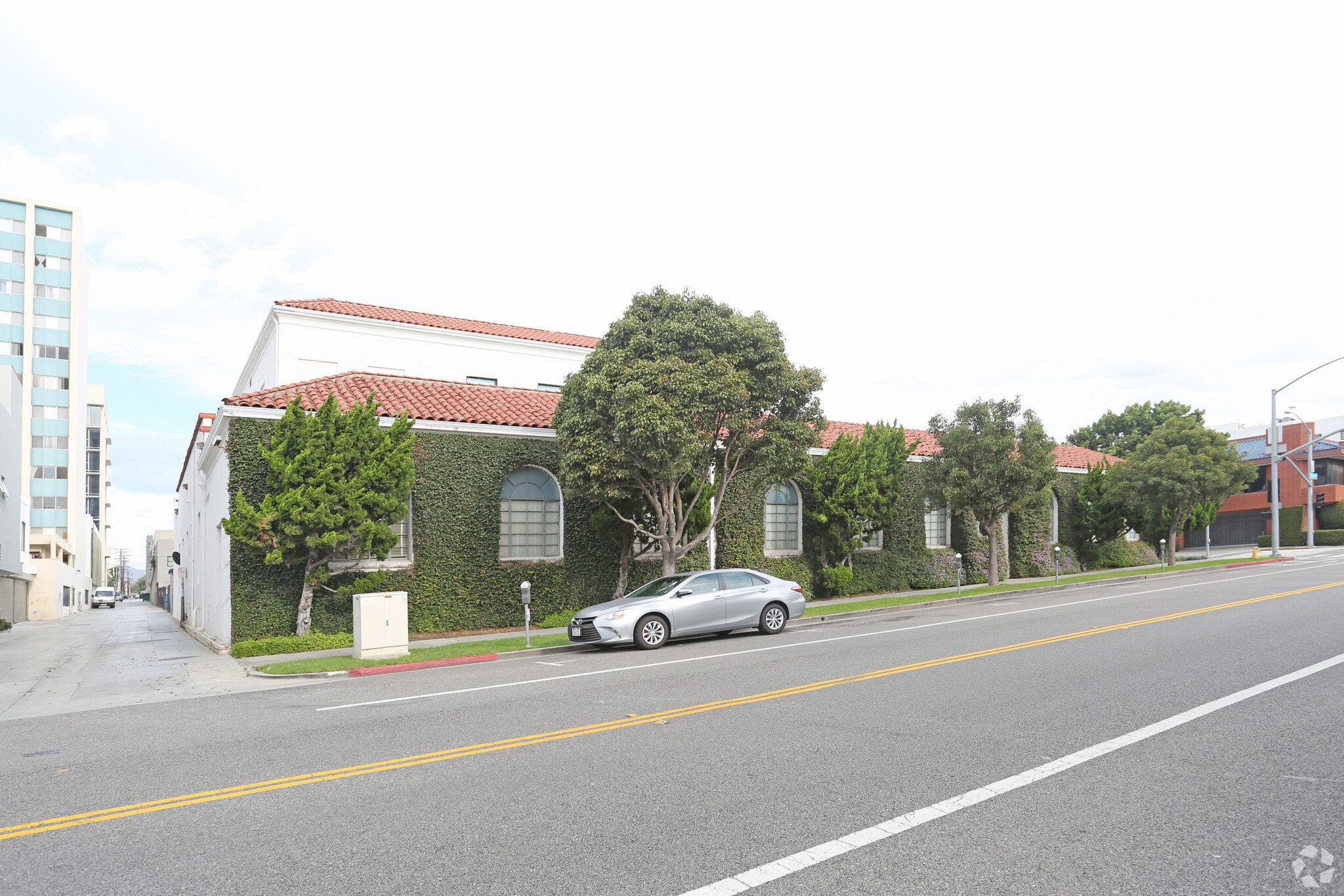 625 Arizona Ave, Santa Monica, CA for lease Primary Photo- Image 1 of 8
