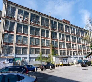 Plus de détails pour 50 Willow St, Amsterdam, NY - Industriel à vendre