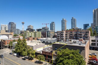 2218 1st Ave, Seattle, WA - Aerial map view