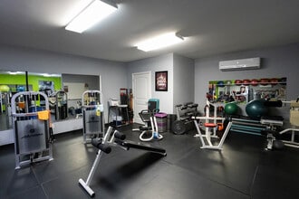 130 Big Hill Ave, Richmond, KY à louer Photo intérieure- Image 2 de 30