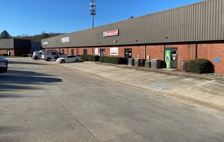 Plus de détails pour 205-211 Mcdonough Pky, McDonough, GA - Local d'activités, Industriel à louer
