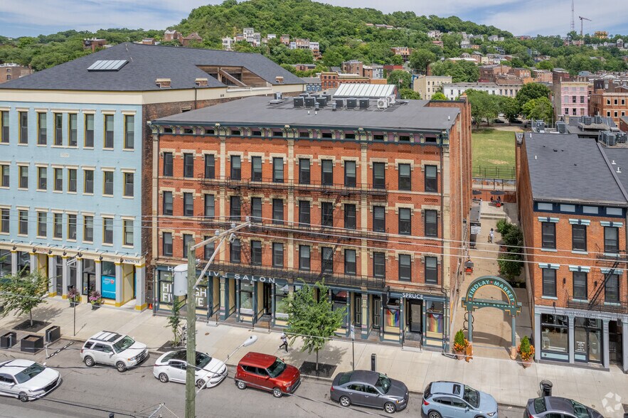 1818 Race St, Cincinnati, OH à louer - Aérien - Image 2 de 4