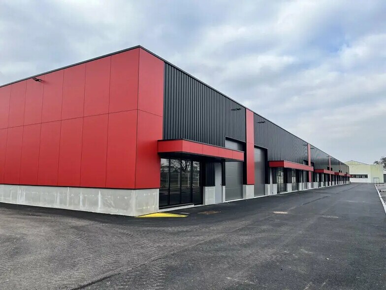 Flex dans Schweighouse-sur-Moder à louer - Photo du bâtiment - Image 1 de 8