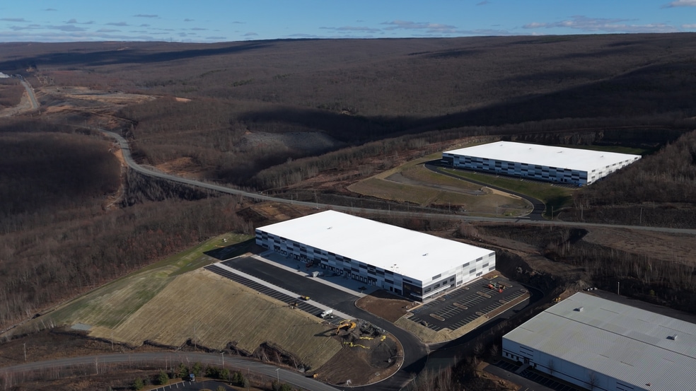 Alberigi Dr, Jessup, PA for lease - Building Photo - Image 2 of 4