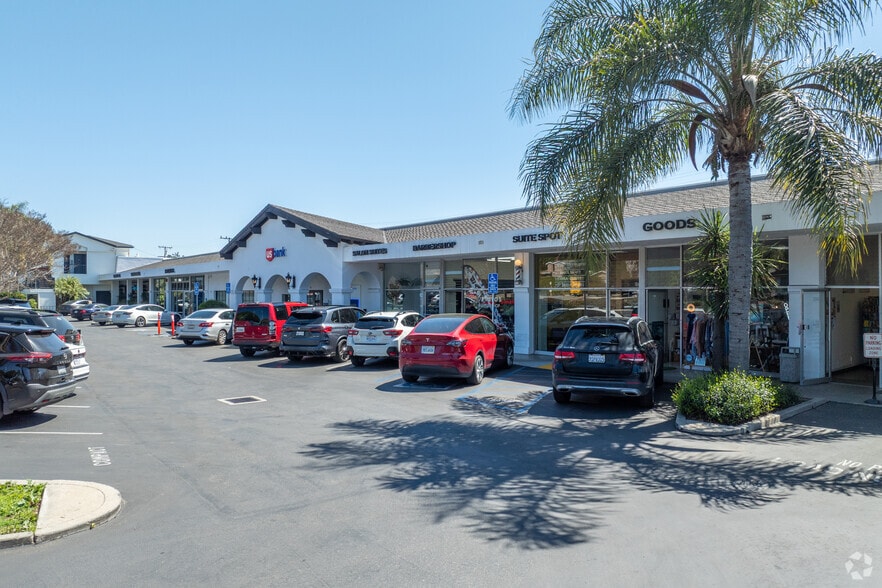 3435-3463 State St, Santa Barbara, CA à vendre - Photo du bâtiment - Image 2 de 14