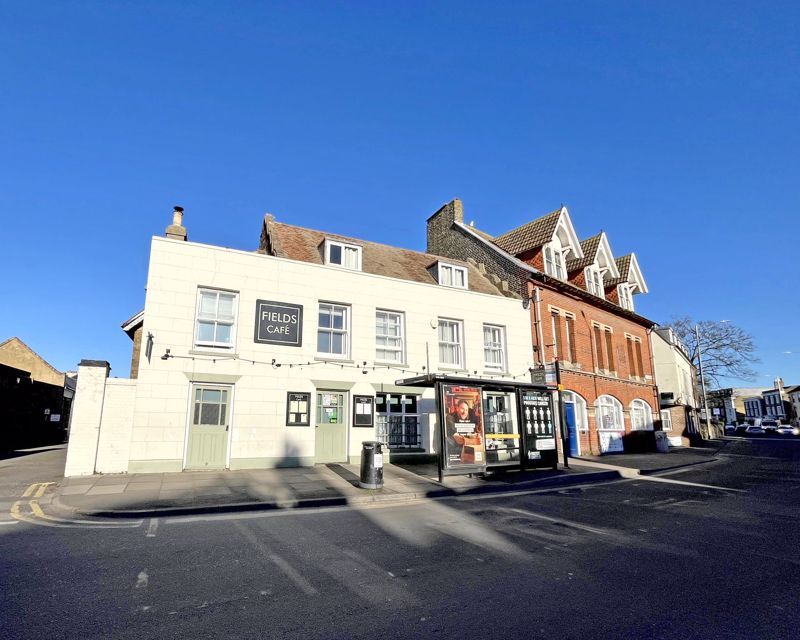 8 The Square, Birchington à vendre Photo principale- Image 1 de 1