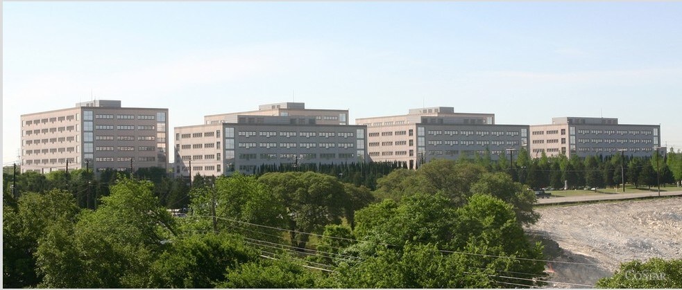 11501 Burnet Rd, Austin, TX for lease - Building Photo - Image 2 of 4