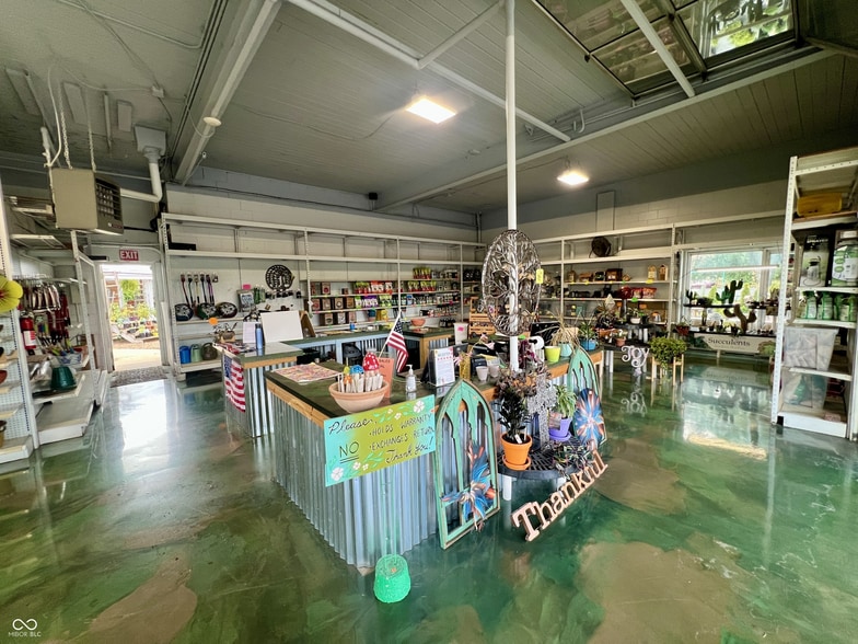 8005 E 30th St, Indianapolis, IN for sale - Interior Photo - Image 3 of 14