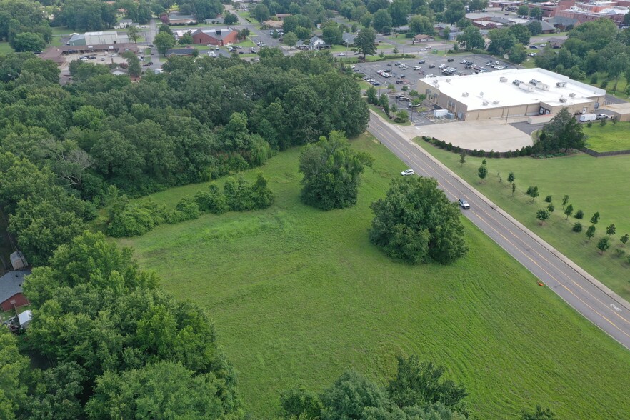 S Vancouver Ave, Russellville, AR for sale - Building Photo - Image 1 of 10