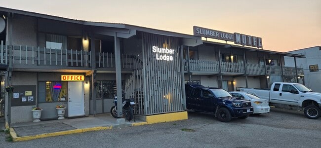 More details for 27 Seventh Ave S, Williams Lake, BC - Hospitality for Sale