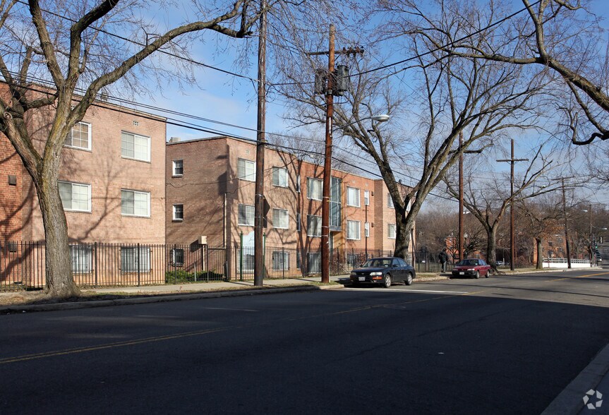 118-120 Atlantic St SE, Washington, DC à vendre - Photo du bâtiment - Image 2 de 4