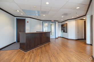 1901 N Beauregard St, Alexandria, VA for lease Interior Photo- Image 2 of 13